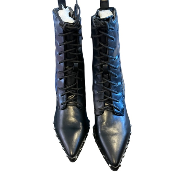 CHARLES BY CHARLES DAVID Women's Quilted Faux Leather Boot Black 5.5 NWT - Picture 3 of 13